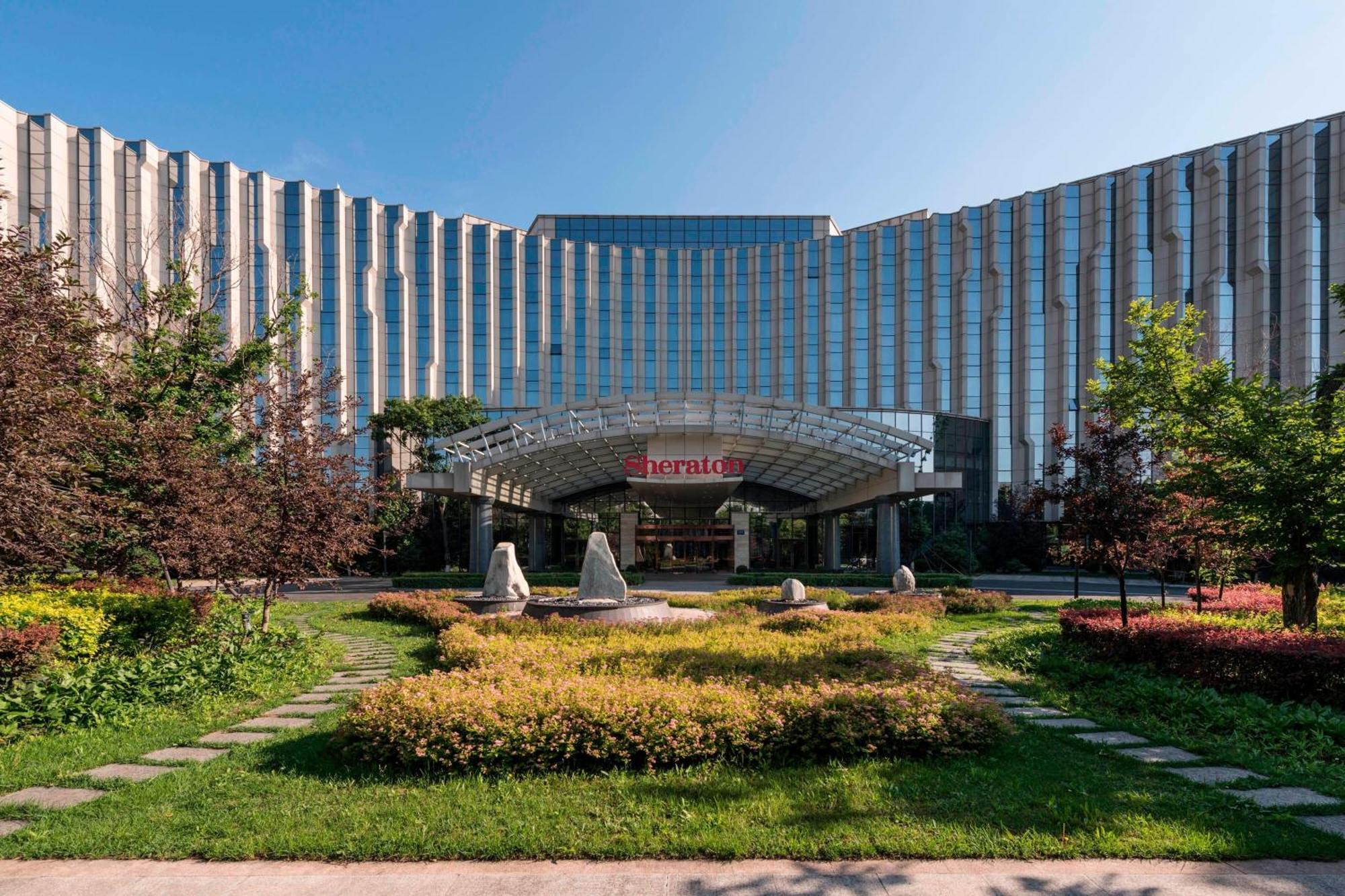 Sheraton Changchun Jingyuetan Hotel Exterior foto