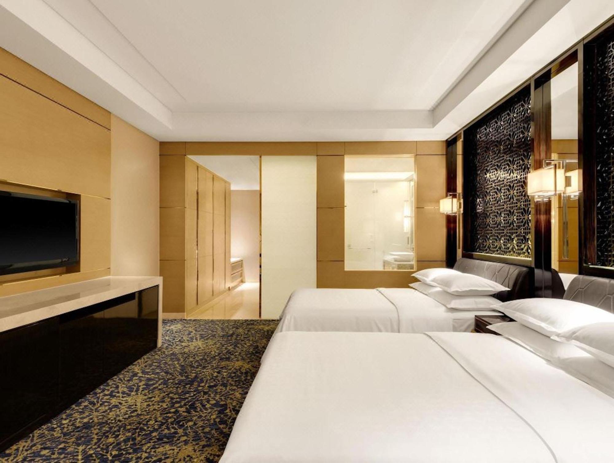 Sheraton Changchun Jingyuetan Hotel Exterior foto