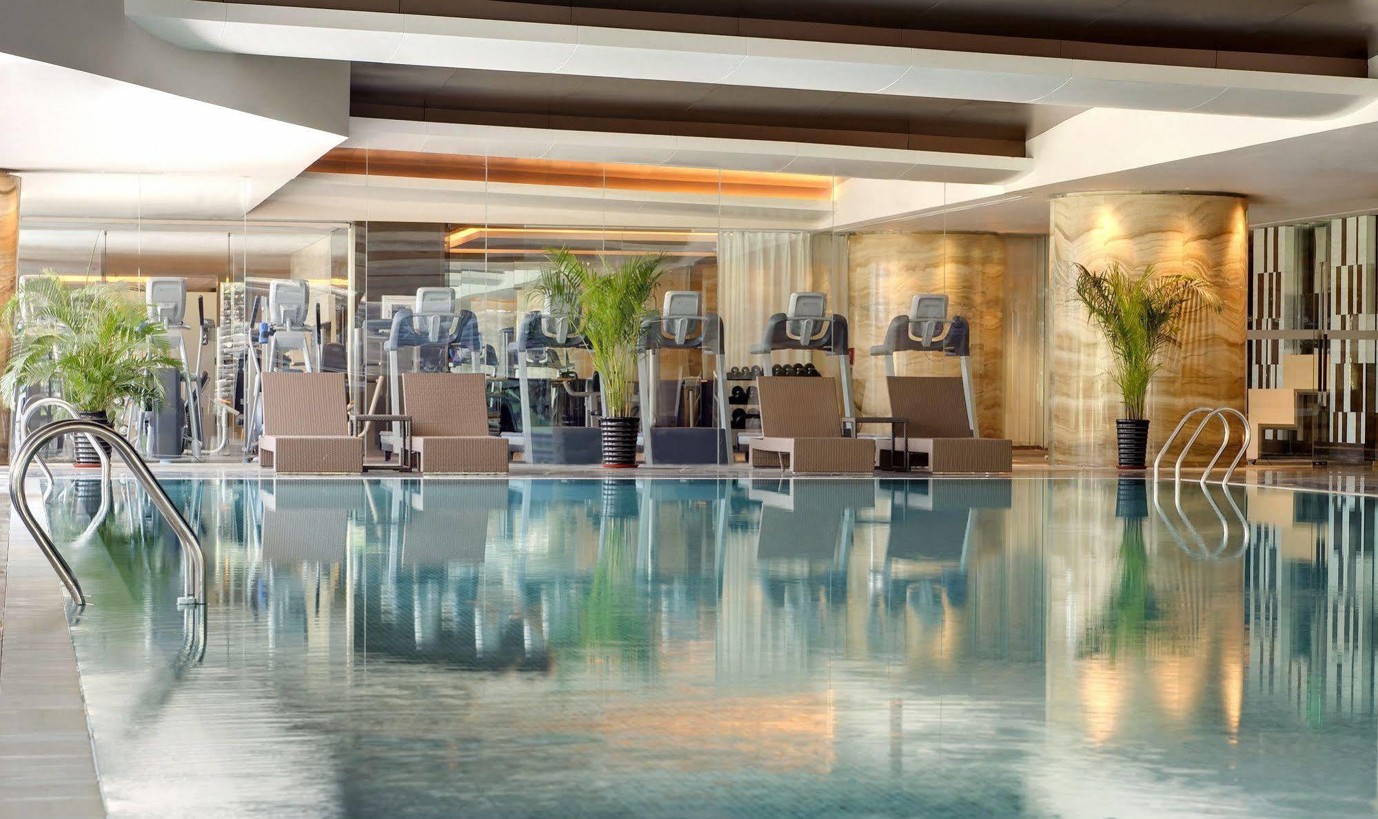 Sheraton Changchun Jingyuetan Hotel Exterior foto
