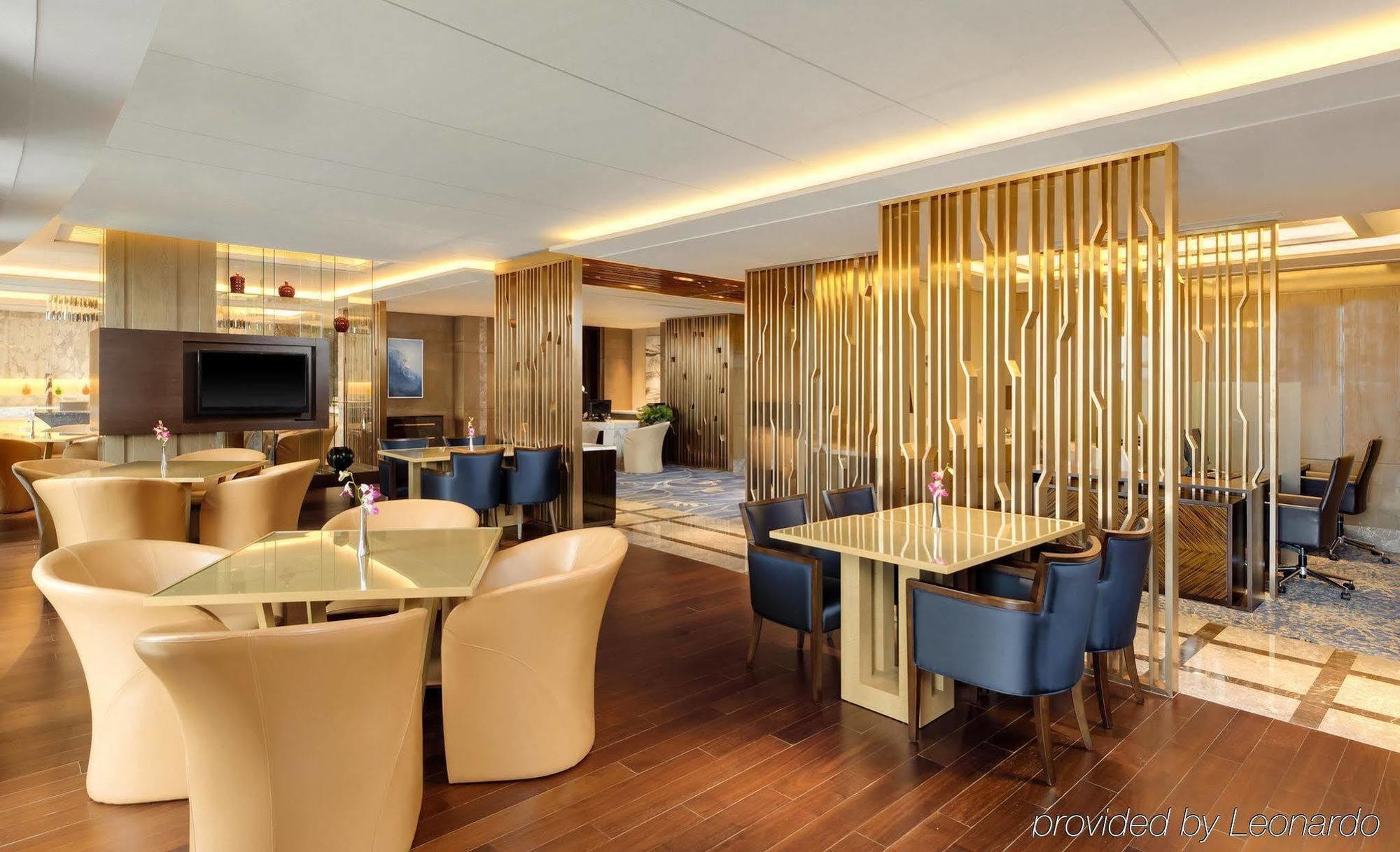 Sheraton Changchun Jingyuetan Hotel Exterior foto